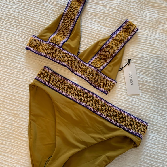 NWT Elysiian Bali bikini - Picture 3 of 6